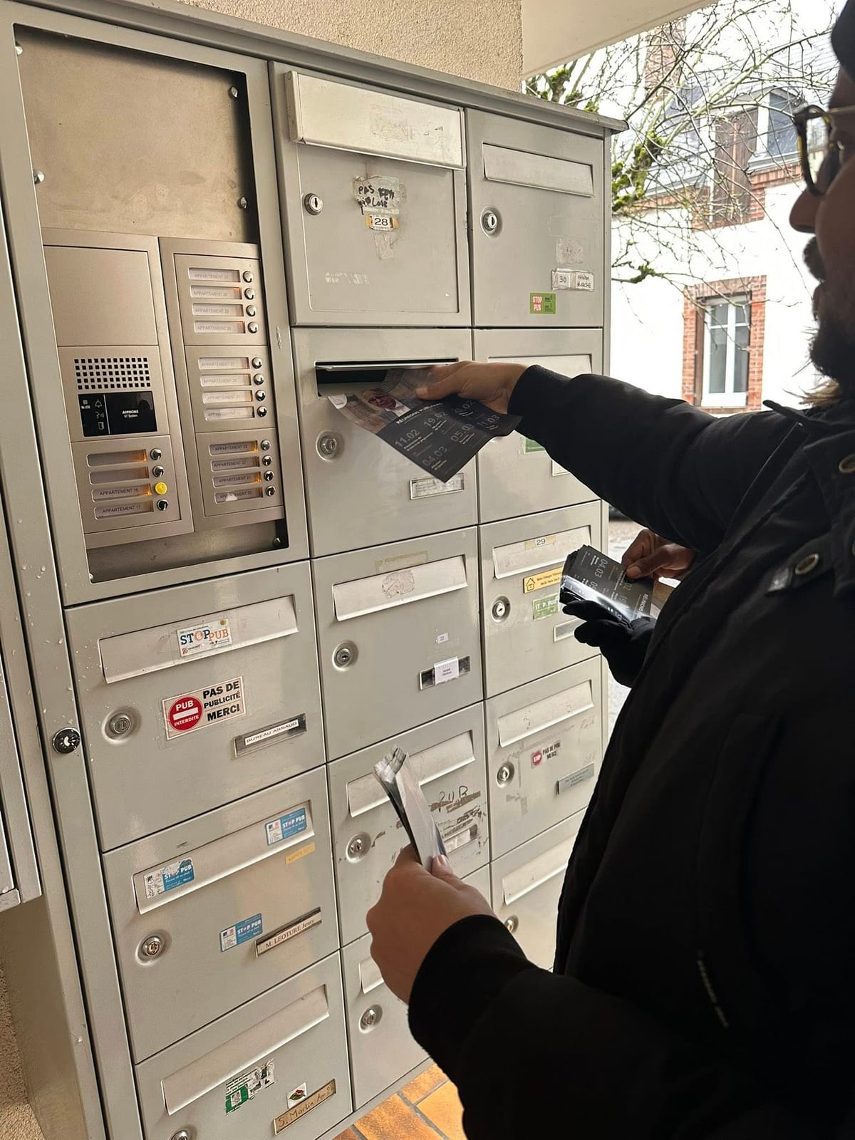 Porte-à-porte centre-ville - Photo 2